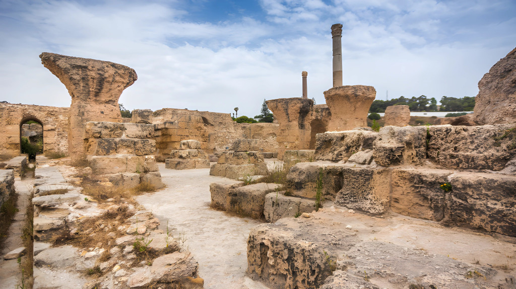 Tunisia-Travel-Tips-roman-ruins
