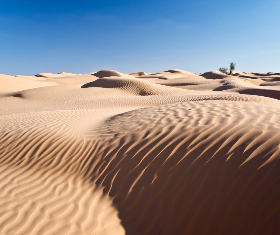 Landscapes-in-Tunisia-douz-dunes