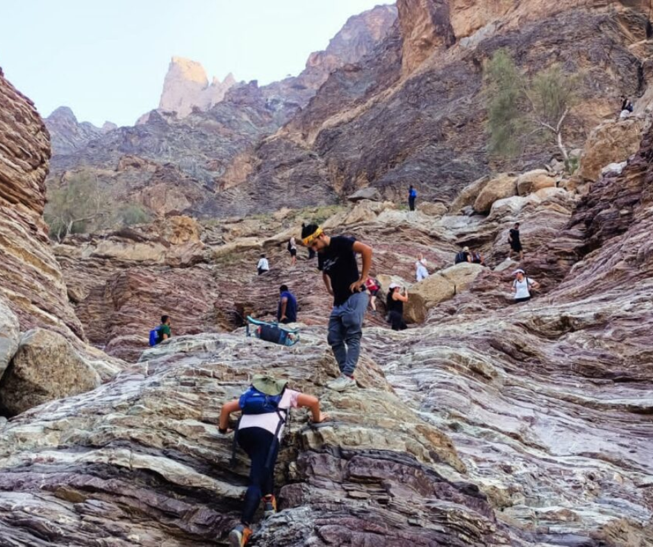 Trails-rainbow-valley-in-fujairah