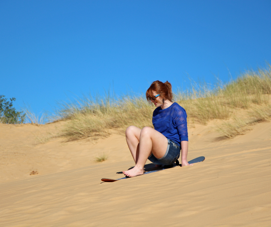 Sit-down-sandboarding-dubai