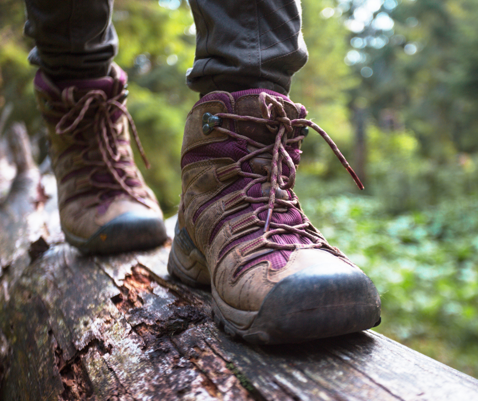 footwwear-for-hiking-uae