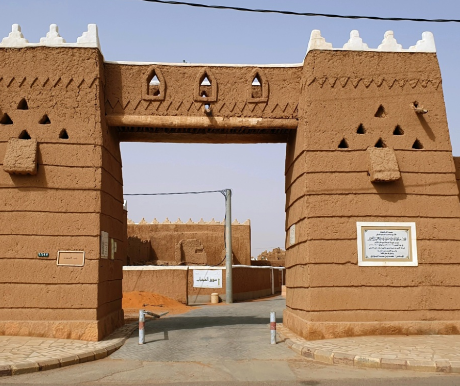 ushaiger-and-al-qasab-road-trip-from-riyadh