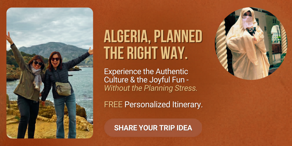 WildyNess banner offering a free personalized Algeria itinerary, with two smiling travelers by the sea