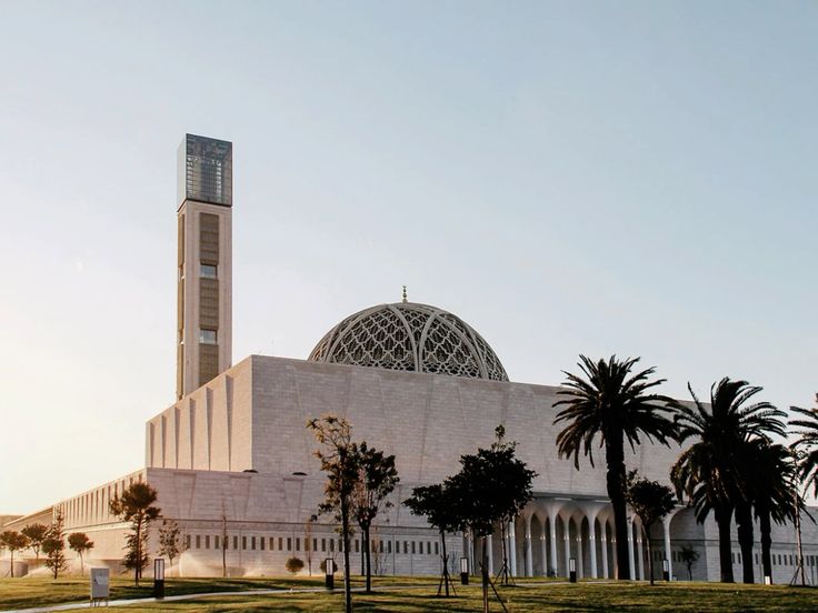 Djamaa el Djazaïr, the Great Mosque of Algiers, with its tall minaret and lattice dome
