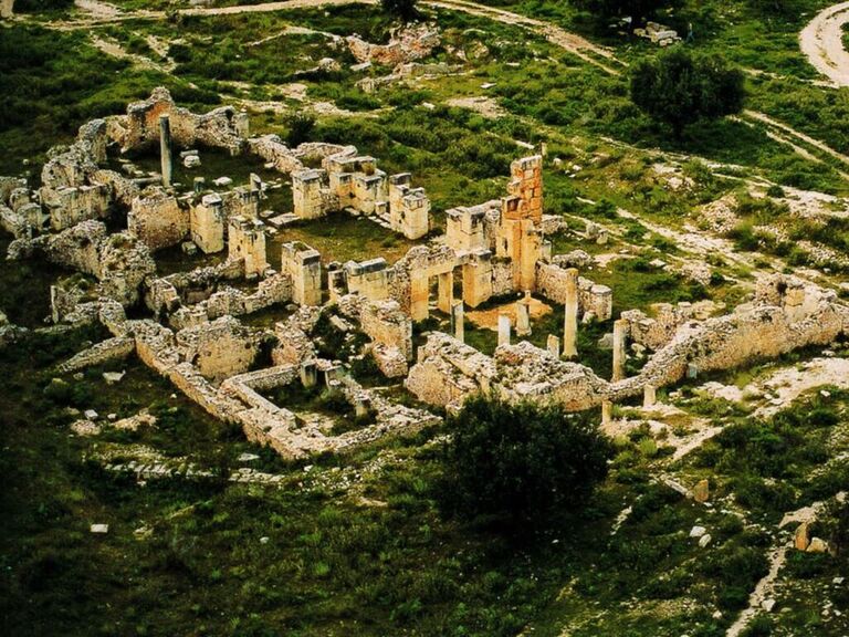 ain tounga archeological site