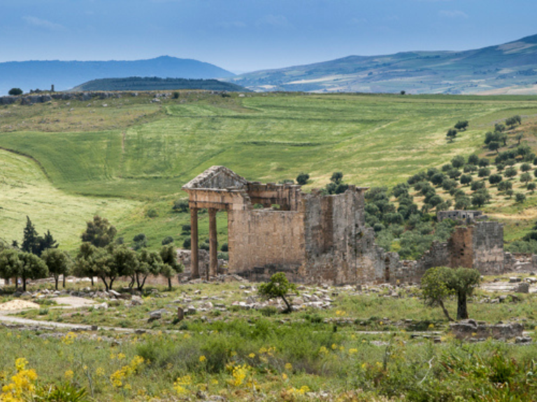 dougga tunisia visit