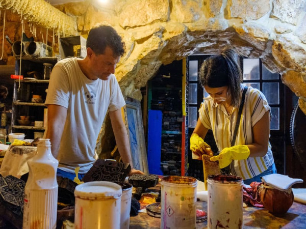 Discover Tunisian Leather Hand-Painting in Sousse Medina
