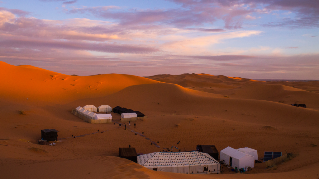 Camping in the Algerian Sahara: Seasons, Gear, Rules and Safety