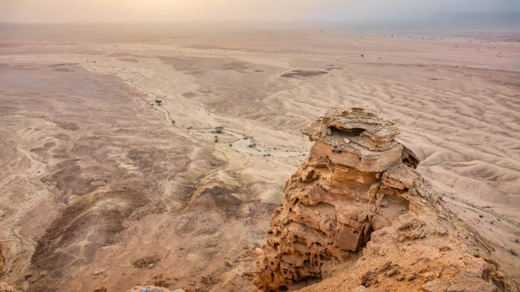 Backpacking Saudi Arabia: Ultimate Travel Guide